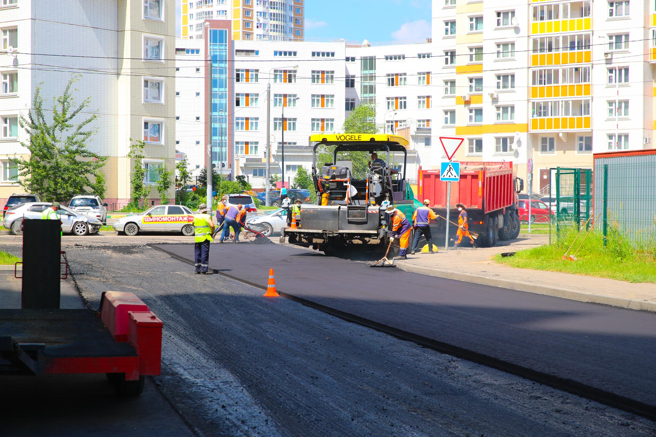 В Люберцах продолжаются ремонтные работы дорог | Администрация городского  округа Люберцы Московской области